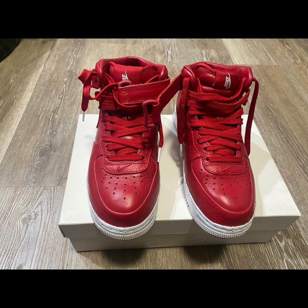 Nike af1 mid